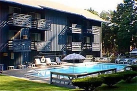 Iron Horse Inn Simsbury Dış mekan fotoğraf