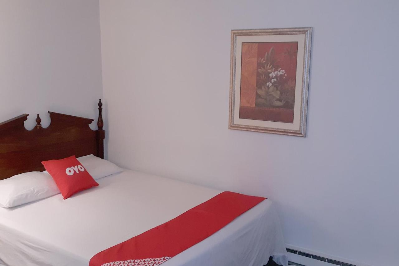 Iron Horse Inn Simsbury Dış mekan fotoğraf